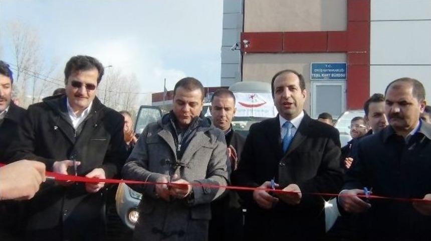 Erciş&rsquo;te Kar Tipi Paletli Amb&uuml;lans Hizmete Girdi