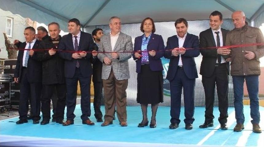 Ey&uuml;p&rsquo;te Alperen Ve &Ccedil;i&ccedil;eksuyu Caddeleri Yenilendi