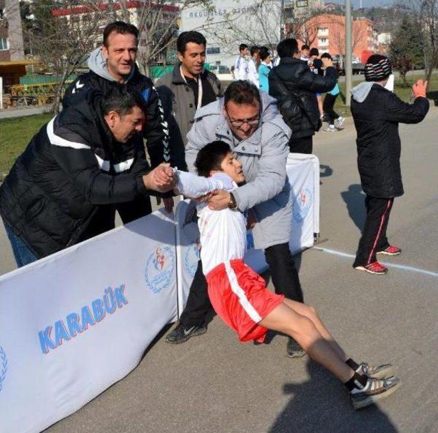 Karabük'te Bayıltan Koşu