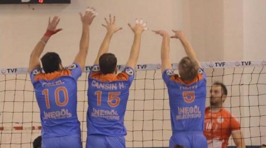 İneg&ouml;l Belediyespor-Ziraat Bankası: 1-3