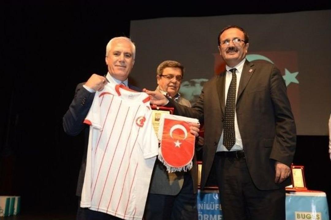 Engelli Sporcular &Ouml;d&uuml;llendirildi