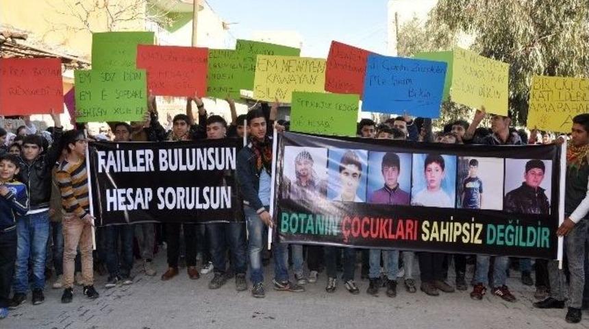 Silopi&rsquo;de Cizre Olayları Protesto Edildi
