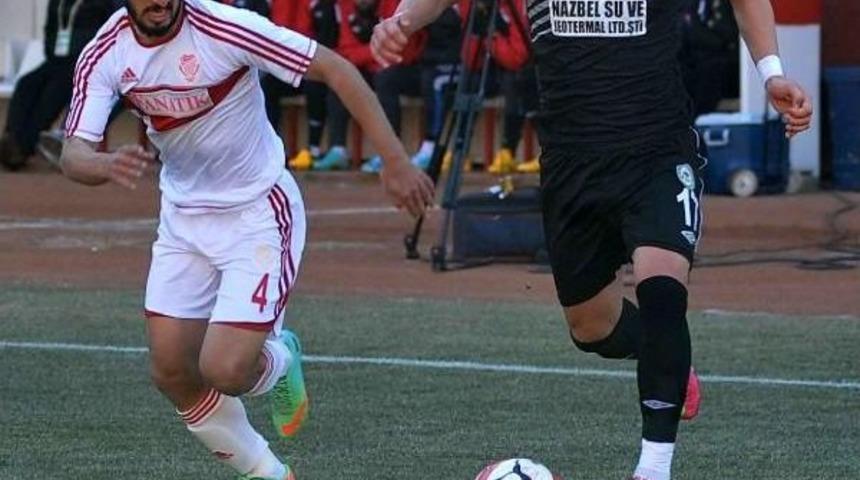 G&uuml;m&uuml;şhanespor-Nazilli Belediyespor: 1-1