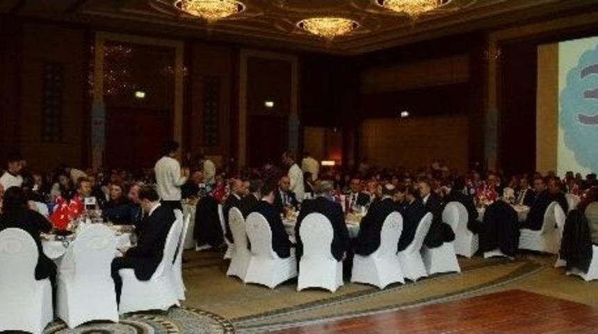 Bal-g&ouml;&ccedil;&rsquo;ten Altepe&rsquo;ye S&uuml;rpriz Doğum G&uuml;n&uuml;