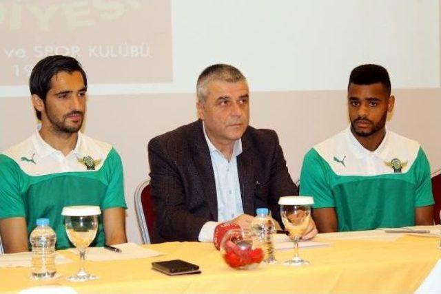 Akhisar Belediyespor'da Portekizliler Imzaladı