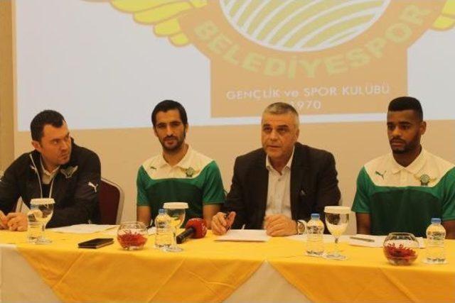 Akhisar Belediyespor'da Portekizliler Imzaladı