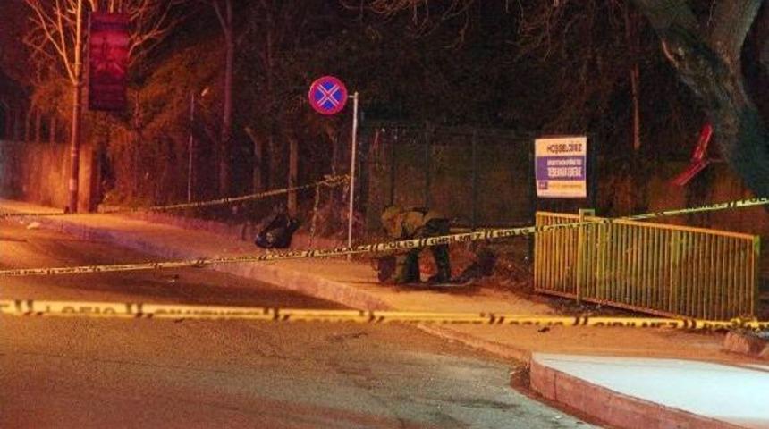 Şişli'de Kaldırıma Bırakılan "ş&uuml;pheli Bavul" F&uuml;nyeyle Patlatıldı