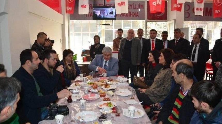 Mhp Akhisar İl&ccedil;e Teşkilatı Se&ccedil;im Startını Verdi