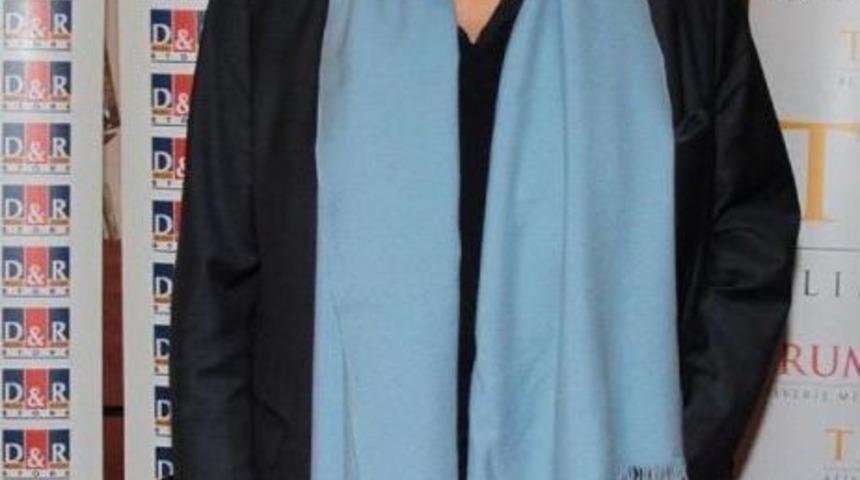 İspanyol Tenor Placido Domingo, D&r'da Hayranlarıyla Buluştu