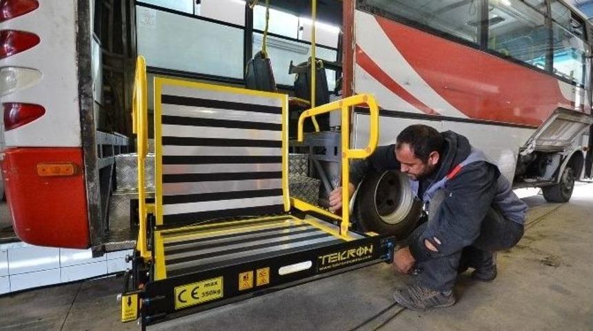 İzmir Ulaşımında Engel Tanımıyor