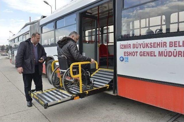 İzmir Ulaşımında Engel Tanımıyor 1