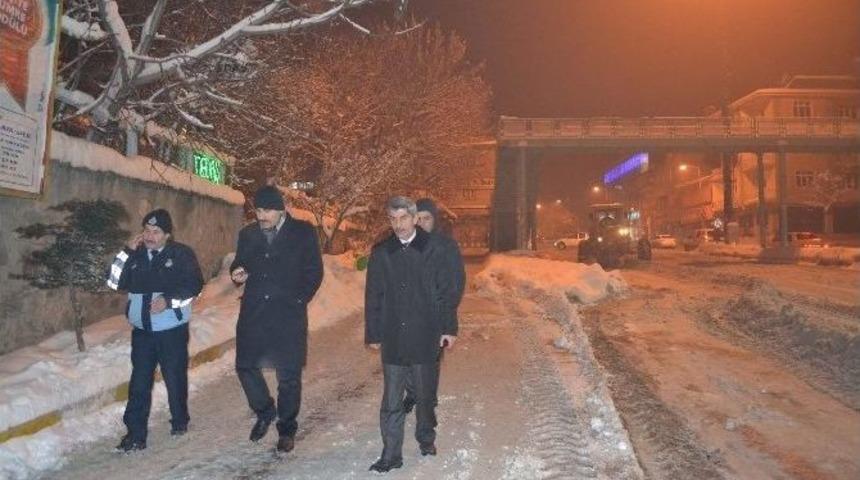 Muş&rsquo;ta Kar Temizleme &Ccedil;alışması