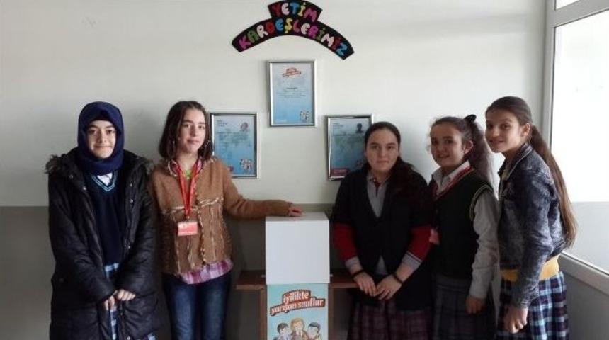 G&ouml;rmedikleri Kardeşlerine El Uzattılar