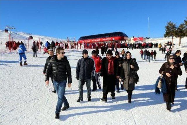 Erciyes, Hafta Sonunda Doldu, Taştı