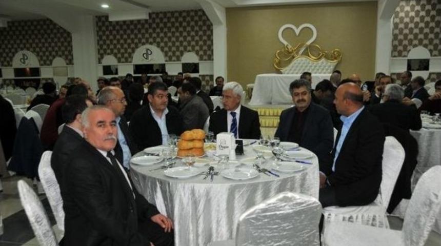 Karaman&rsquo;da Ahilik K&uuml;lt&uuml;r&uuml;n&uuml; Yaşatan Esnaflar &Ouml;d&uuml;llendirildi