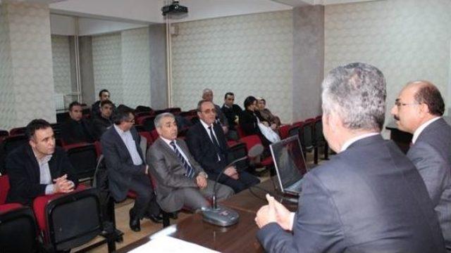 Sungurlu&rsquo;da Okul M&uuml;d&uuml;rleriyle İstişare Toplantısı Yapıldı 2