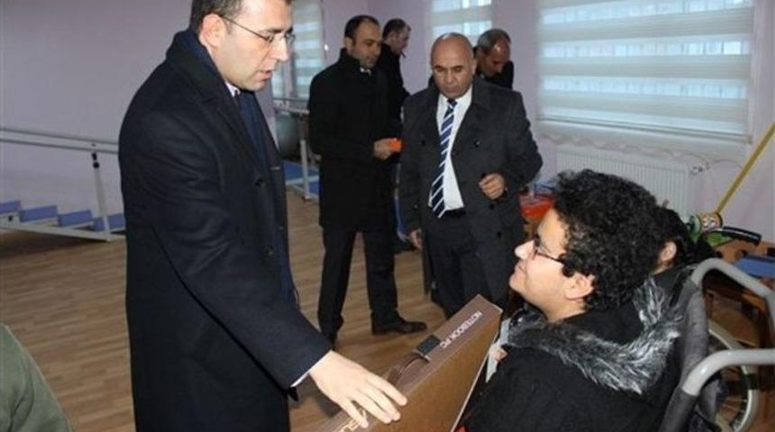 İşadamlarından Umut Işığı Projesi&rsquo;ne Destek