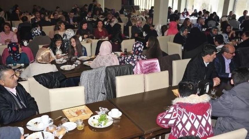 Kent Konseyi &Uuml;yeleri Kahvaltıda Buluştu