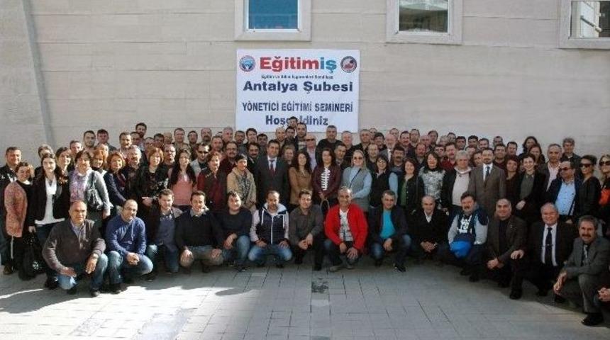 Eğitim Sendikası Y&ouml;neticileri Bir Araya Geldi