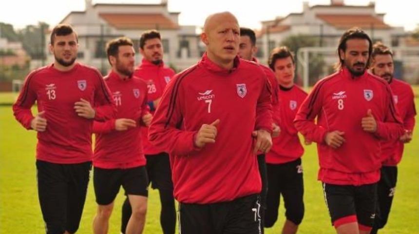 Samsunspor Karikari'yle Anlaştı