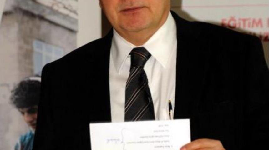 '&uuml;niversite Mezunu Işsiz Oranı Ilkokul Mezunu Bile Olmayan Kişilerden Fazla'