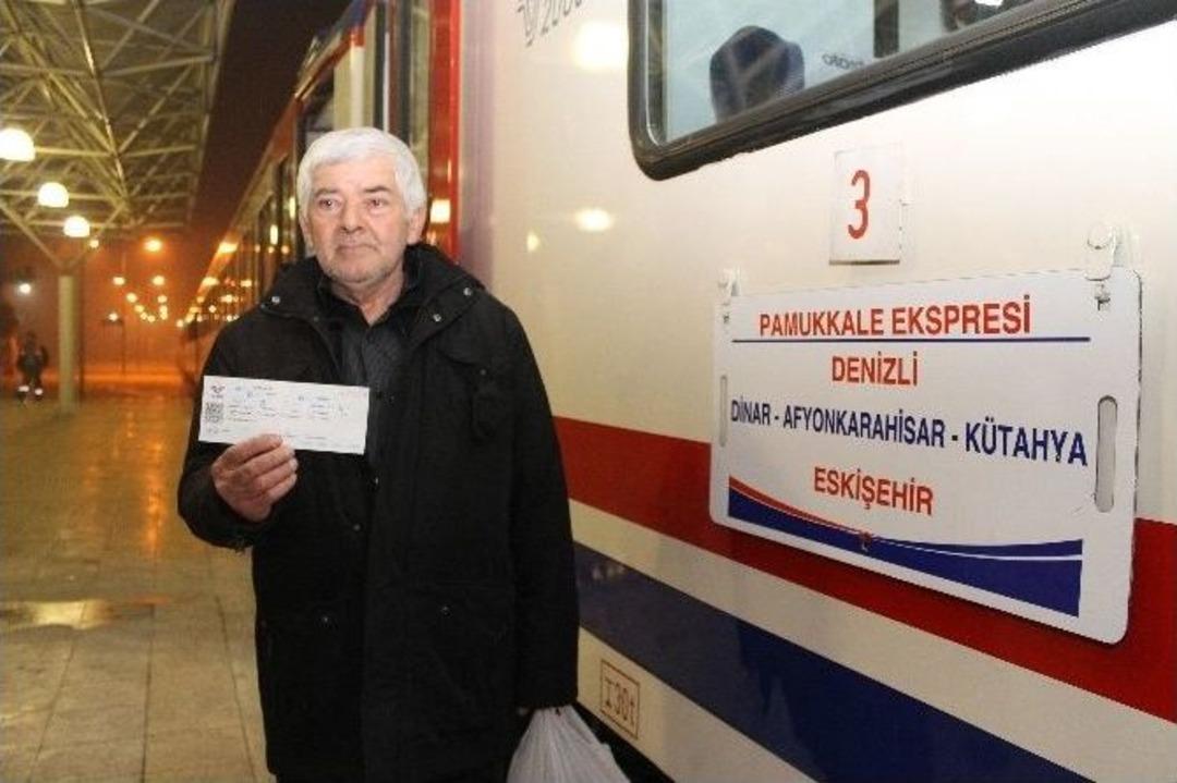 Pamukkale Ekspresi T&ouml;renle Yola &Ccedil;ıktı