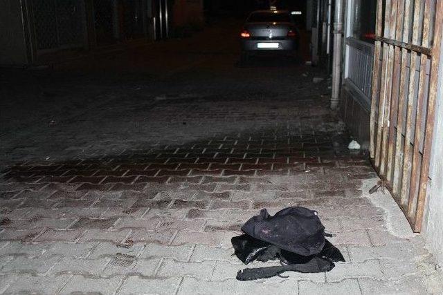 Alibeyk&ouml;y&rsquo;de Ş&uuml;pheli &Ccedil;anta Paniği 3