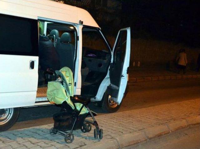 Sahipsiz Bebek Arabası Polisi Alarma Geçirdi