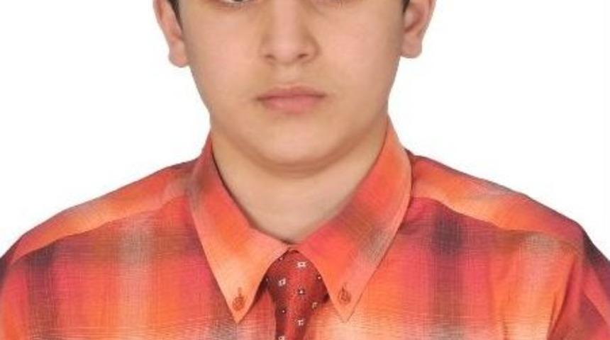 19 Yaşındaki Öğrenci 4 Gündür Kayıp