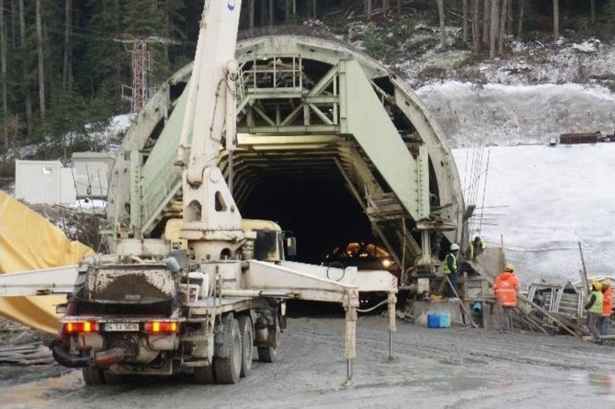 İş G&uuml;venliğini En İyi Şekilde Uygulayan Personel Altınla &Ouml;d&uuml;llendiriliyor