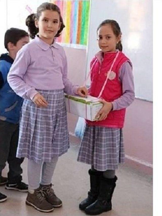 &ldquo;minik Eller B&uuml;y&uuml;k Kalpler&rdquo; Yardım Kampanyası 1