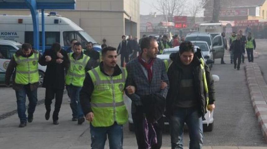 Konya'da Dolandırıcılara Operasyon: 12 G&ouml;zaltı