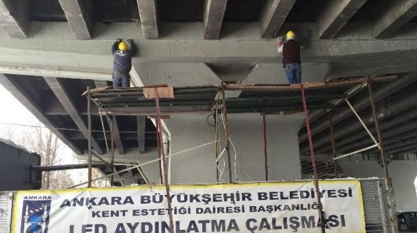 Fatih K&ouml;pr&uuml;s&uuml;&rsquo;n&uuml;n Altı Aydınlatıldı