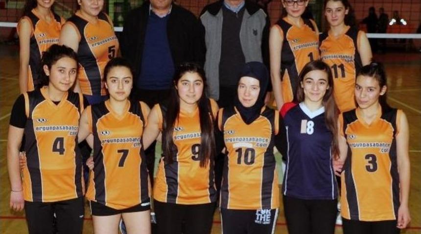 Voleybol 3. Lige Terfi M&uuml;sabakalarında Yozgat&rsquo;ı İl &Ouml;zel İdare Temsil Edecek