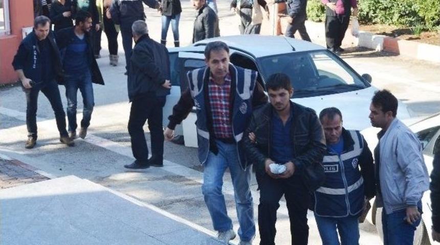 C&uuml;zdan Hırsızlığı Zanlıları Yakalandı