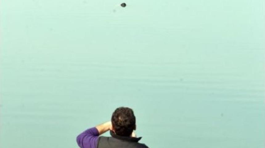 Seyhan Baraj G&ouml;l&uuml;'nde Erkek Cesedi