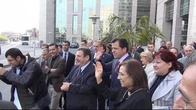İstanbul Adalet Sarayı'nda Savcılara Uğurlama Töreni