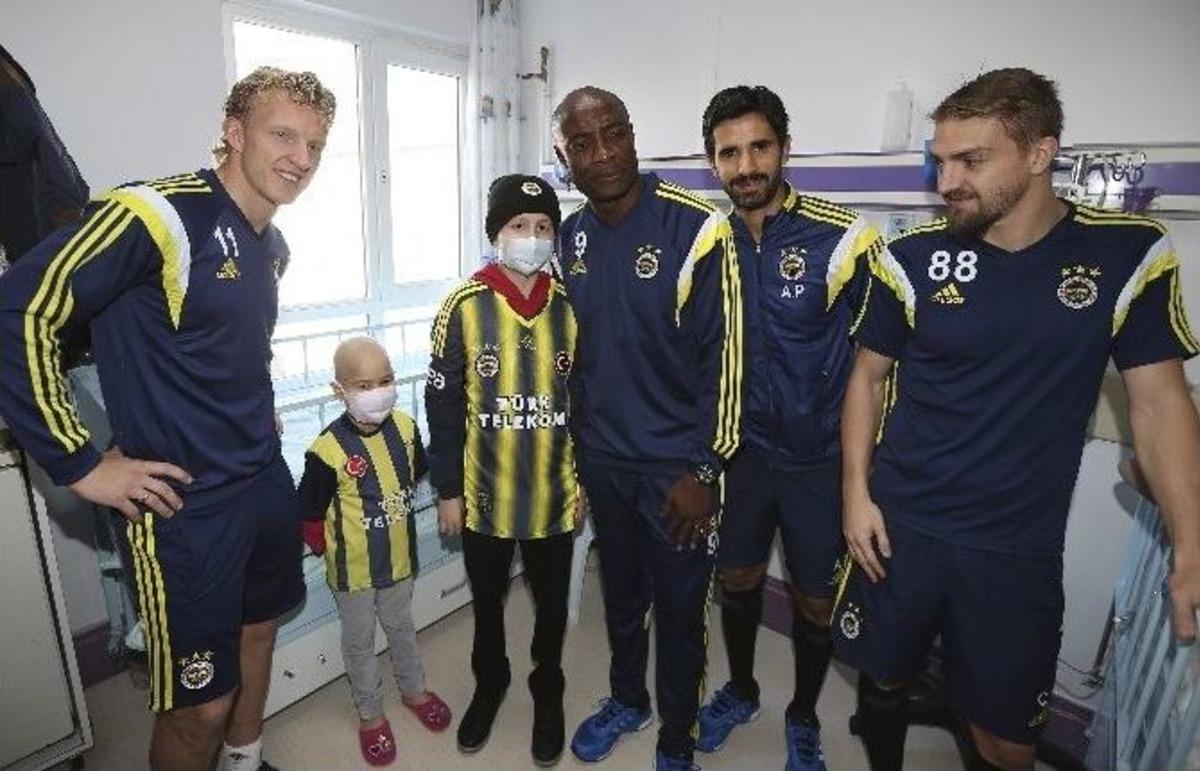 Fenerbah&ccedil;e G&ouml;n&uuml;lleri Fethetti