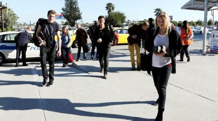 Kanyonda 3 G&uuml;n&uuml; Anlattılar: Y&uuml;zde 2'lik Telefon Şarjı Hayatımızı Kurtardı (2)