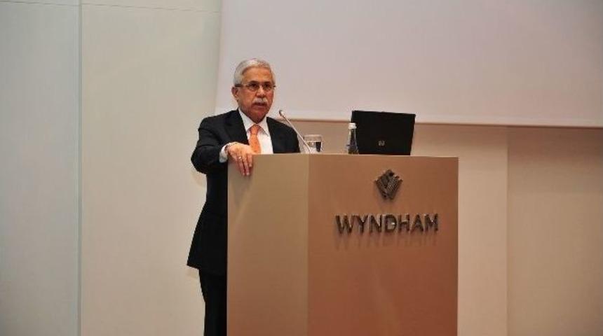 İklim Değişikliği Paneli Ankara&rsquo;da D&uuml;zenlendi