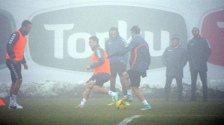 Aykut Kocaman, Sabırla Transfer Yapılmasını Bekliyor