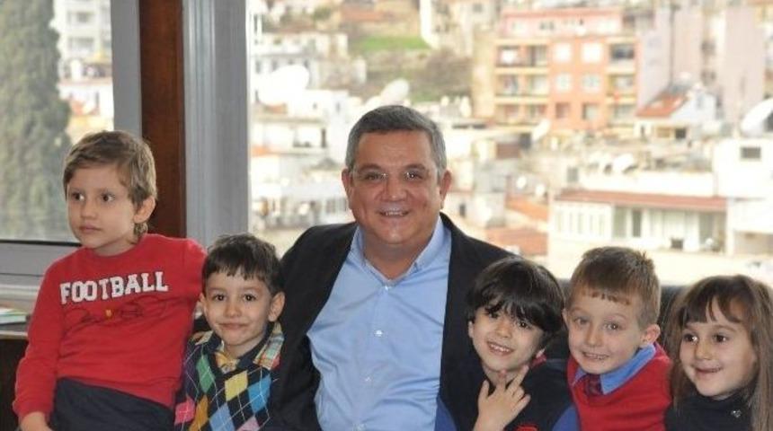 Miniklerden Başkan Kayalı&rsquo;ya Ziyaret