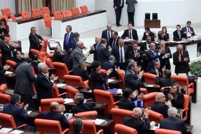 Meclis te Tarihi G&uuml;n (7) 1