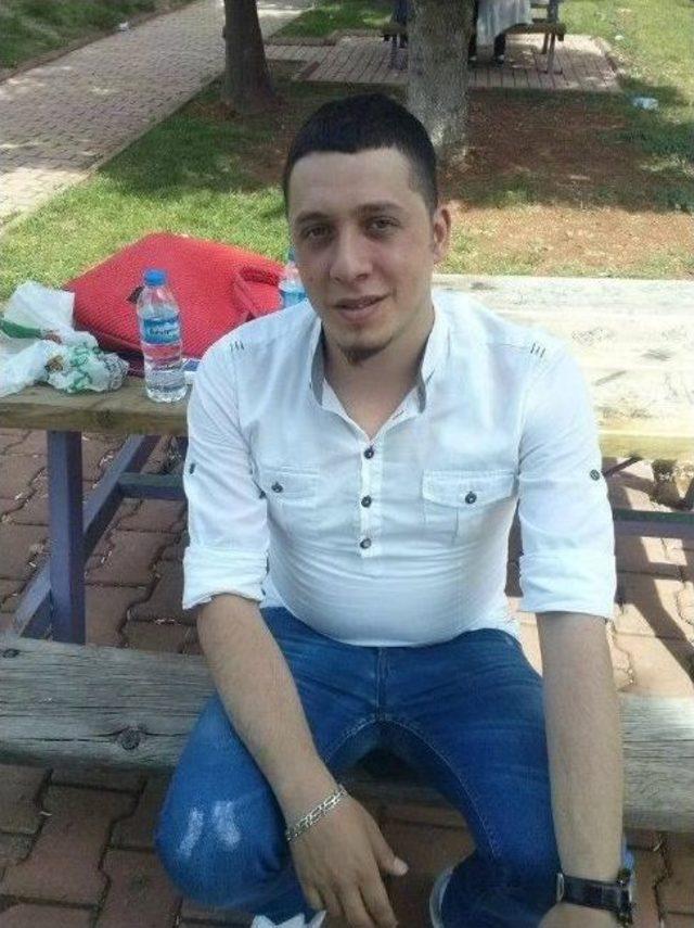 &Uuml;niversite &Ouml;ğrencisi Evinde &Ouml;l&uuml; Bulundu 3