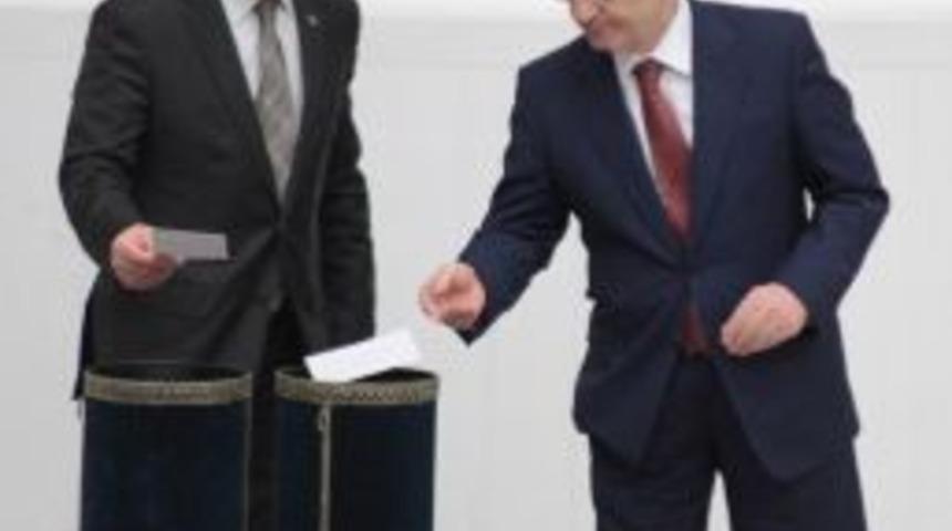 Erdoğan Bayraktar Da "y&uuml;ce Divan"a Gitmeyecek