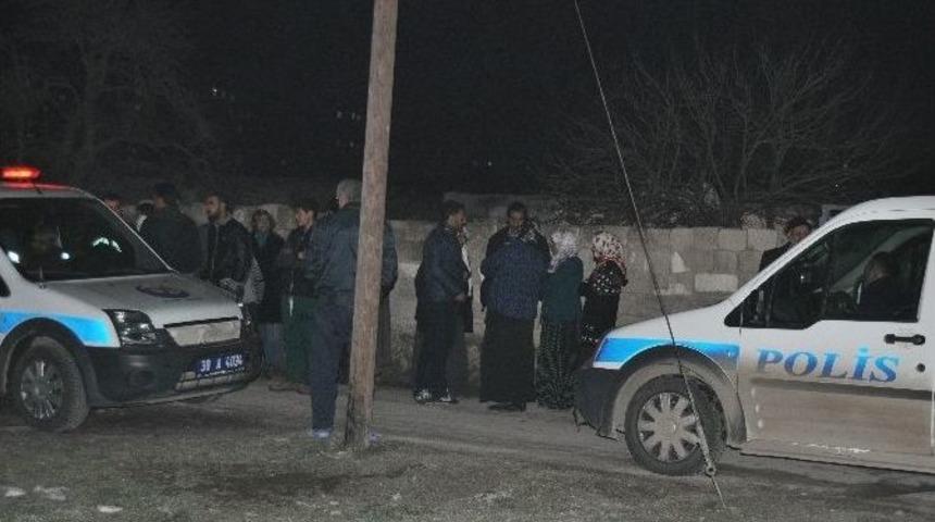 Hırsızlık Yaparken Su&ccedil;&uuml;st&uuml; Yakalandılar