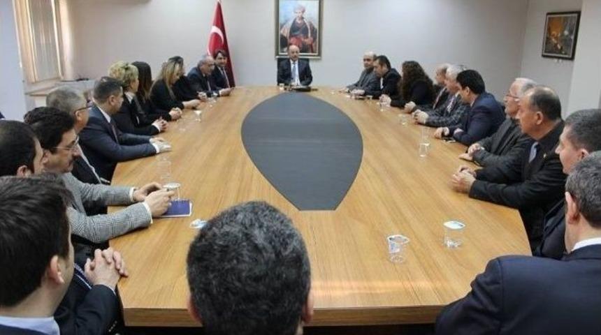 Ak Parti&rsquo;den Vali Azizoğlu&rsquo;na Ziyaret