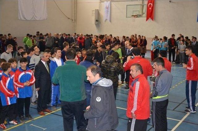 Bafra’da Dereceye Giren Okullara Ödül