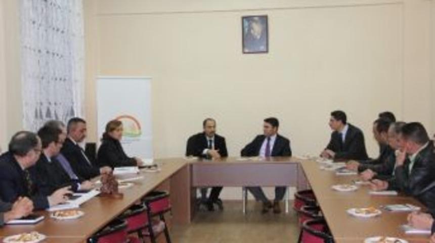 Acıg&ouml;l&rsquo;de &Ccedil;ift&ccedil;i Sorunları Değerlendirme Toplantısı D&uuml;zenlendi