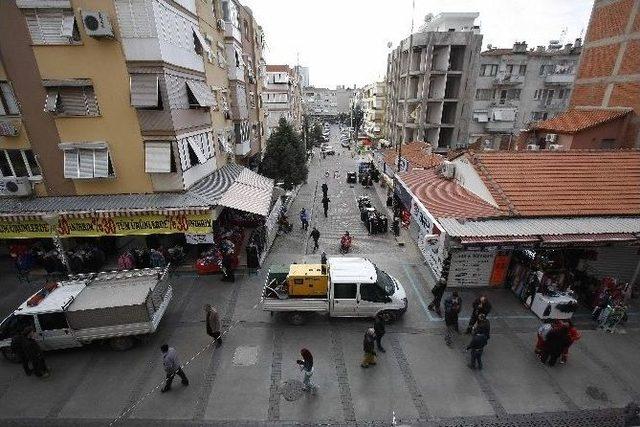 Bayraklı Belediyesi’nden Esnafa Müjde